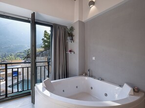 Interior - Luxurious love nest with whirlpool and heated pool (Kournas)