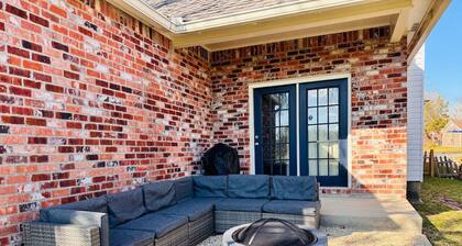 Relaxing Lakeview Retreat Sleeps 6