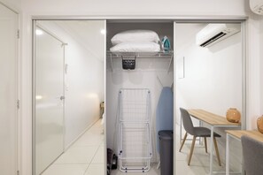 Appartement Supérieur, 1 grand lit, non-fumeurs, cuisine | 1 chambre, bureau, espace de travail pour ordinateur portable