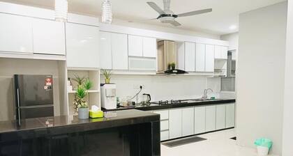 5 minutes to Port Dickson beaches! Cosy and spacious homestay