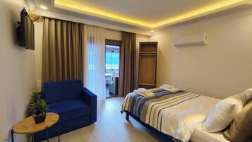 Deluxe vierpersoonskamer, 2 slaapkamers, uitzicht op zee | Luxe beddengoed, individueel gedecoreerd, geluiddichte muren