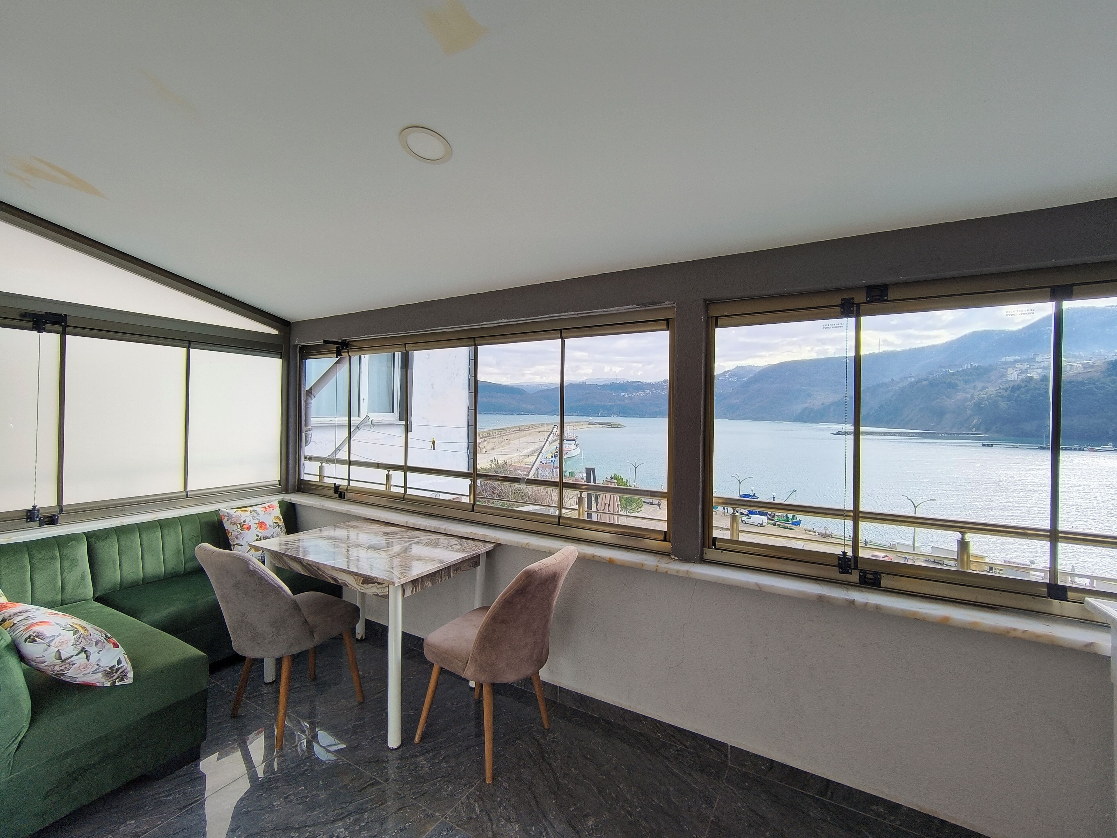 Quarto romântico, vista para o mar | Terraço/pátio