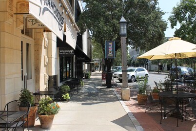 River View Double Queen Beds Cabin w/ Porch #20