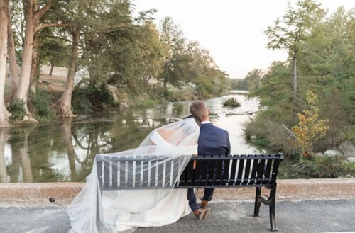 Near River Deluxe King Suite w/Carport #5