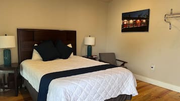1 chambre, fer et planche Ă  repasser, Wi-Fi gratuit, draps fournis