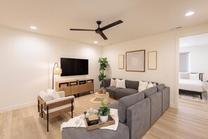 Townhome, Multiple Beds (Circolo Di Golf) | 3 bedrooms