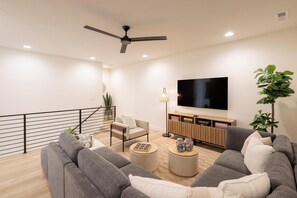 House, Multiple Beds (Circolo Di Golf) | Living area