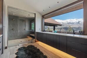Hair dryer, towels, soap, shampoo - Telluride Ridge / Hot Tub, Fire Pit & Mountain Views (Mountain Village)