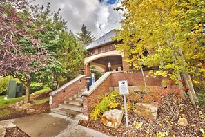 Property grounds -  Downtown/Free Parking/Hot Tub/Pool/Town Lift (Park City)