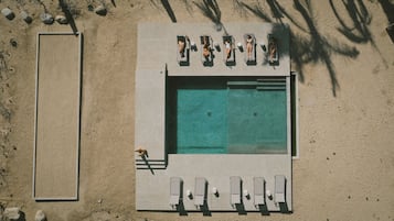 Alberca al aire libre