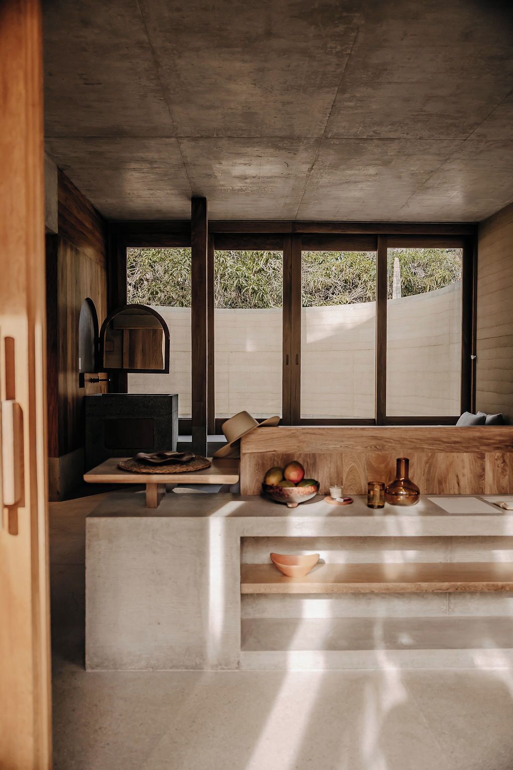 Premium bedding, down comforters, in-room safe, individually decorated