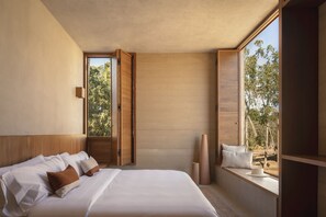 Cofres nos quartos, individualmente decorados