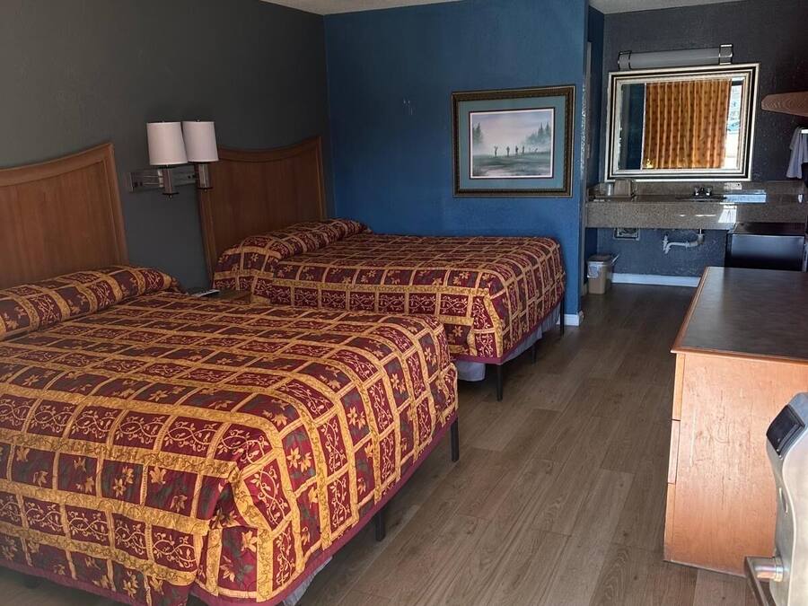 Skrivebord og wi-fi (inkludert)