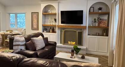 Spanish Cottage. Ft Bliss. Pets