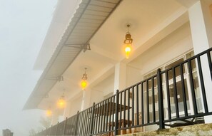 Balcony - Belmount Ella (Ella)