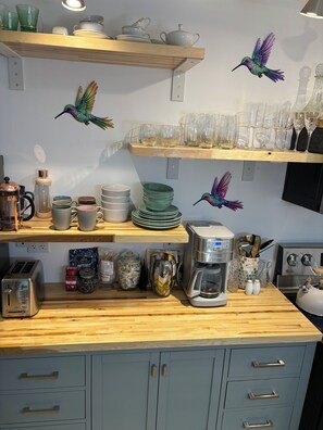 Mikrobølgeovn, ovn, kogeplade, opvaskemaskine