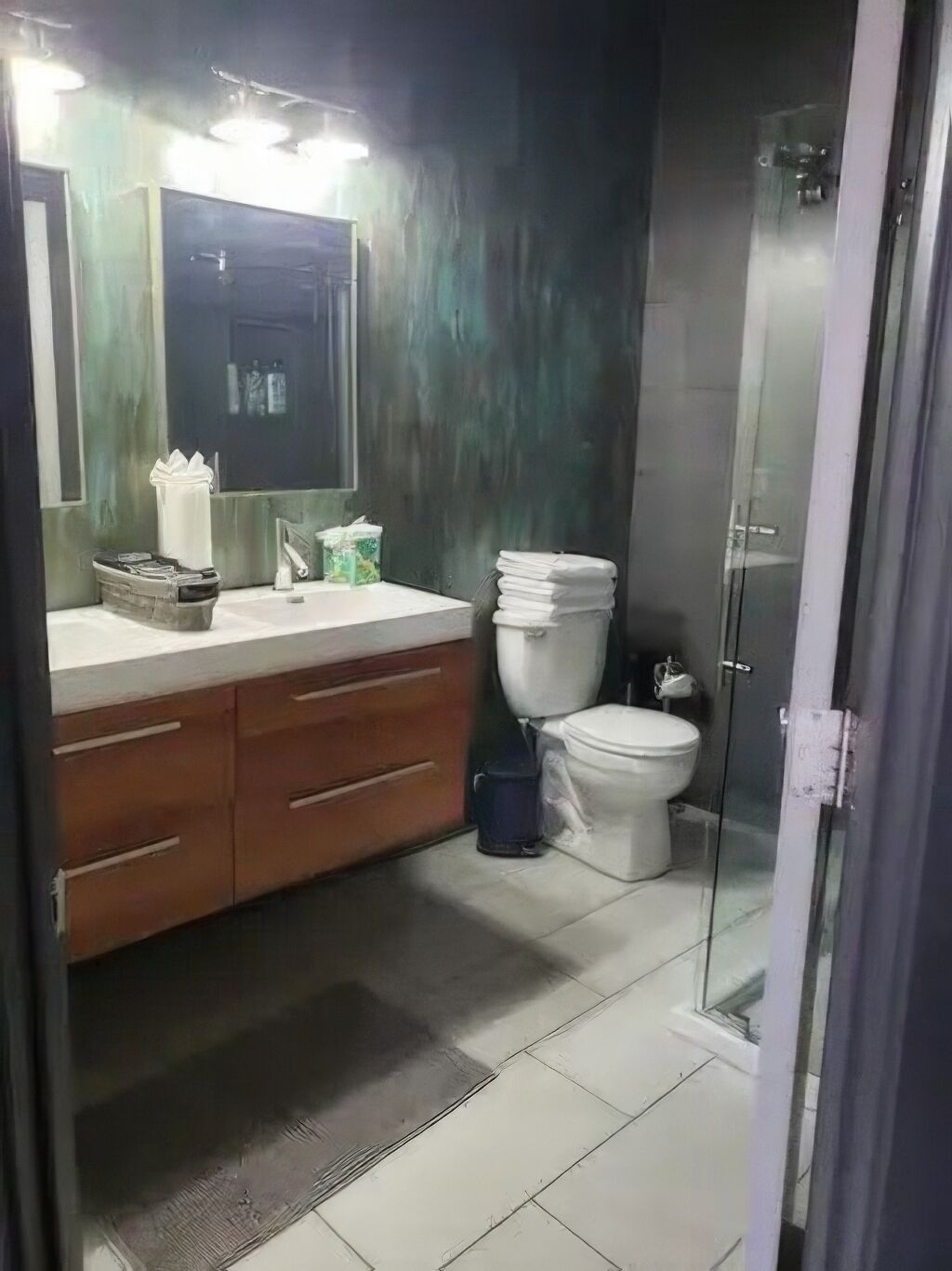 Towels, soap, toilet paper