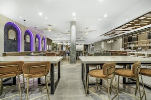 Bar (on property) - Hilton Garden Inn Nashville Opryland (Nashville)