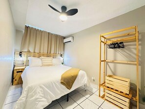 1 chambre, fer et planche à repasser, Wi-Fi, draps fournis