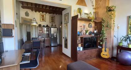 YURI HOUSE - CIN IT052022C2JL7W5NYU