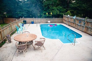 Pool - Virginia poolside Oasis: your Woodland Escape (Chesterfield)