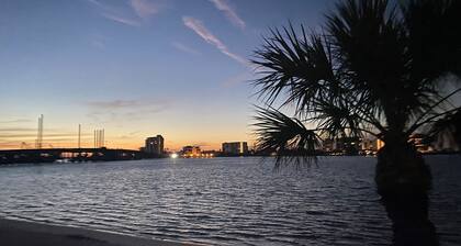 Private Beach! Cozy, updated Lover’s Key Beach Club condo with Gulf access