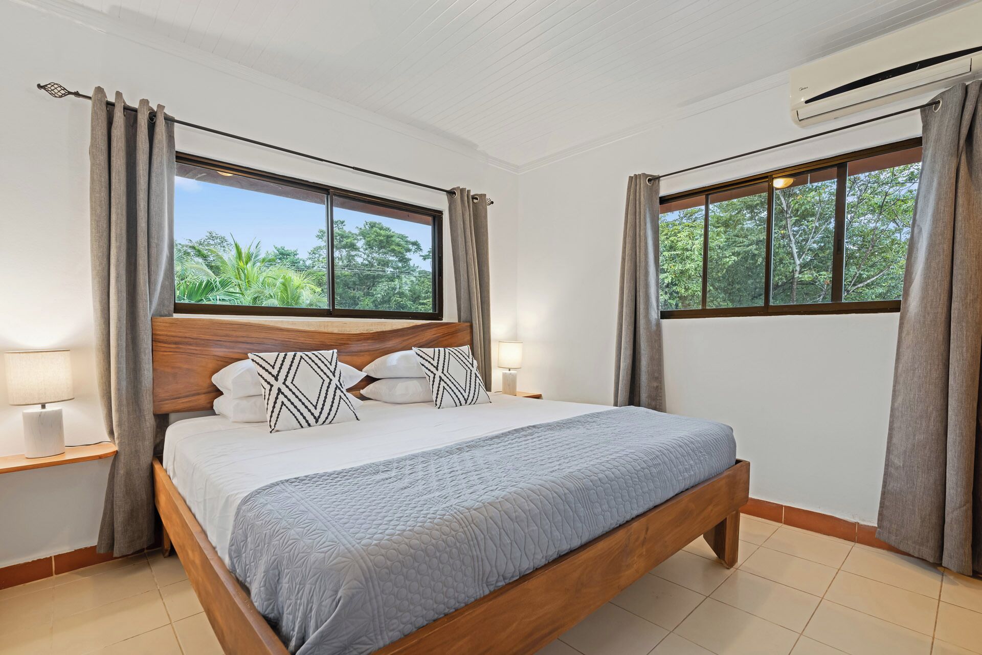 2 habitaciones y ropa de cama 