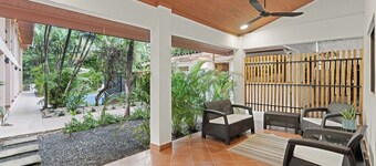 Spacious Two-Story Family Villa with Full Kitchen, Perfect for families