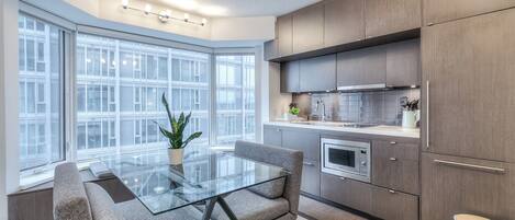 Deluxe Apartment | Living area