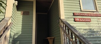 Cozy Farmhouse Retreat in the Berkshires - Gabriel’s Room