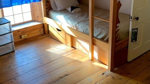 Unclassified image, 2 of 7, button - Cozy Retreat in Historic Farmhouse, Charming Bunk Bed Room,- Owl Dorm (Rowe)