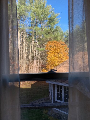 Cozy Farmhouse Retreat - Judy’s Room