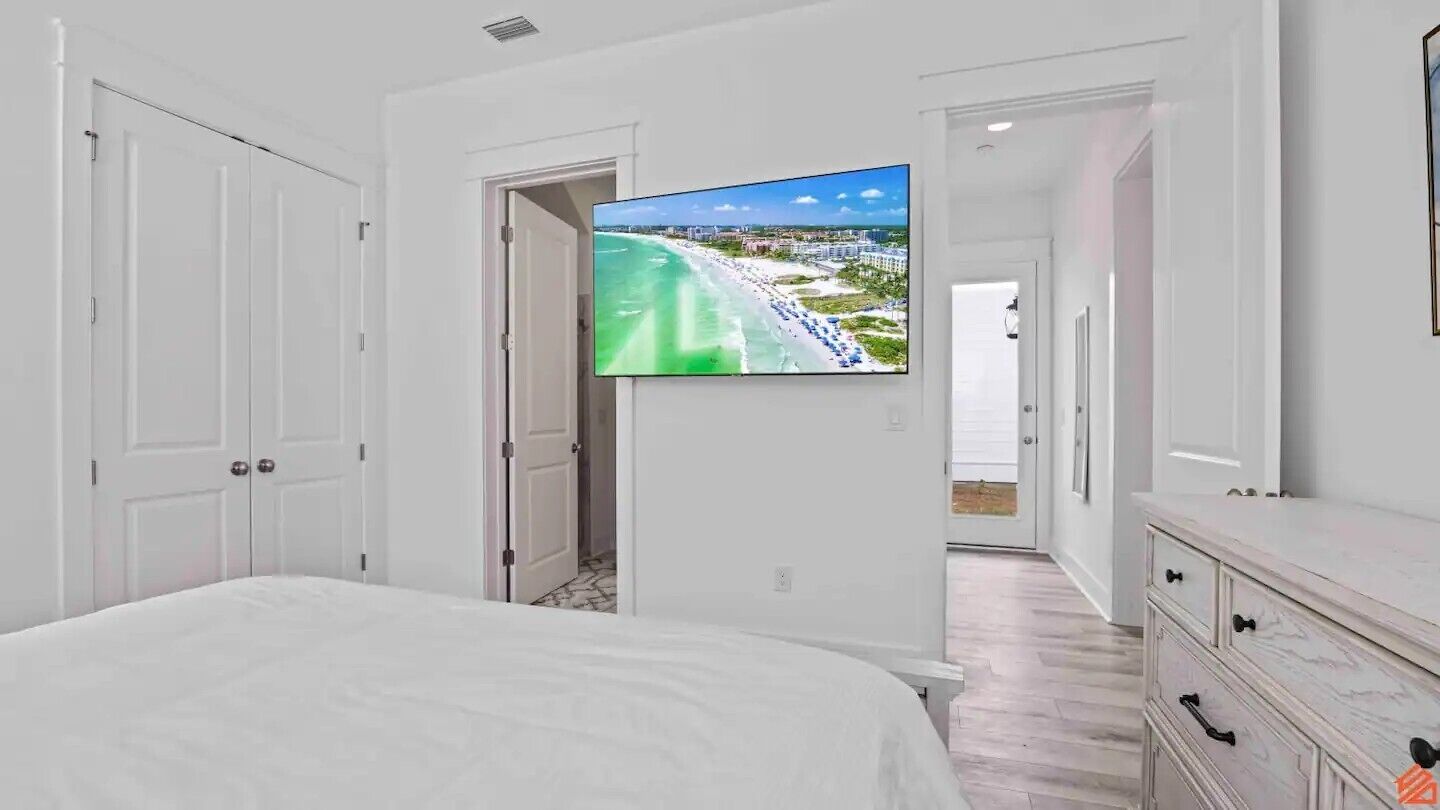 3 slaapkamers, een strijkplank/strijkijzer, gratis wifi, beddengoed