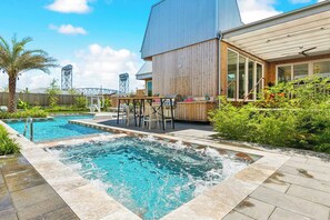 Pool - The Cocodrie at CastleDay - Private Pool, Spa (New Orleans)