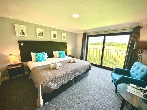 Dancenter Birmingham Airport Near Nec