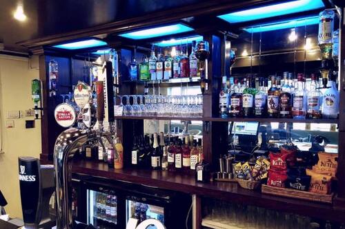 Bar (en el alojamiento)