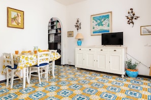 Maison Deluxe, patio | Salle à manger