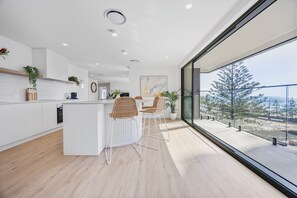 Room - The Shores Surfers Paradise (Gold Coast)