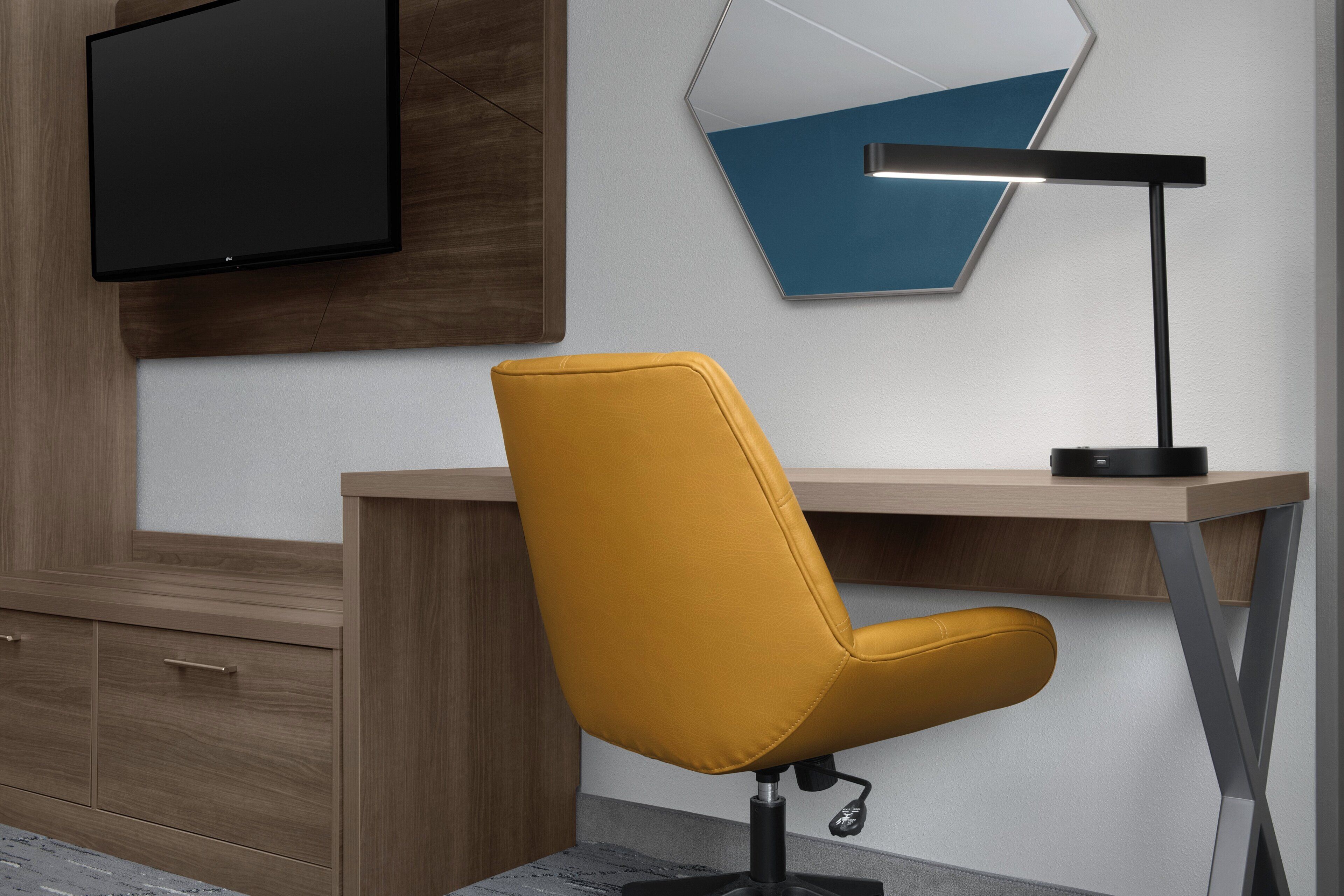 Standard Room, 2 Queen Beds | Hypo-allergenic bedding, individually furnished, desk, laptop workspace