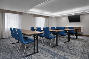 Meeting facility - Holiday Inn Express Baltimore - BWI Airport NE by IHG (Baltimore)