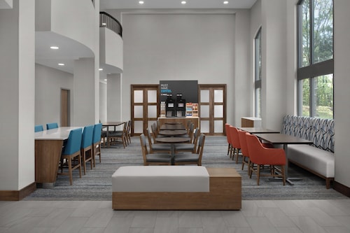 Holiday Inn Express Baltimore - BWI Airport NE by IHG