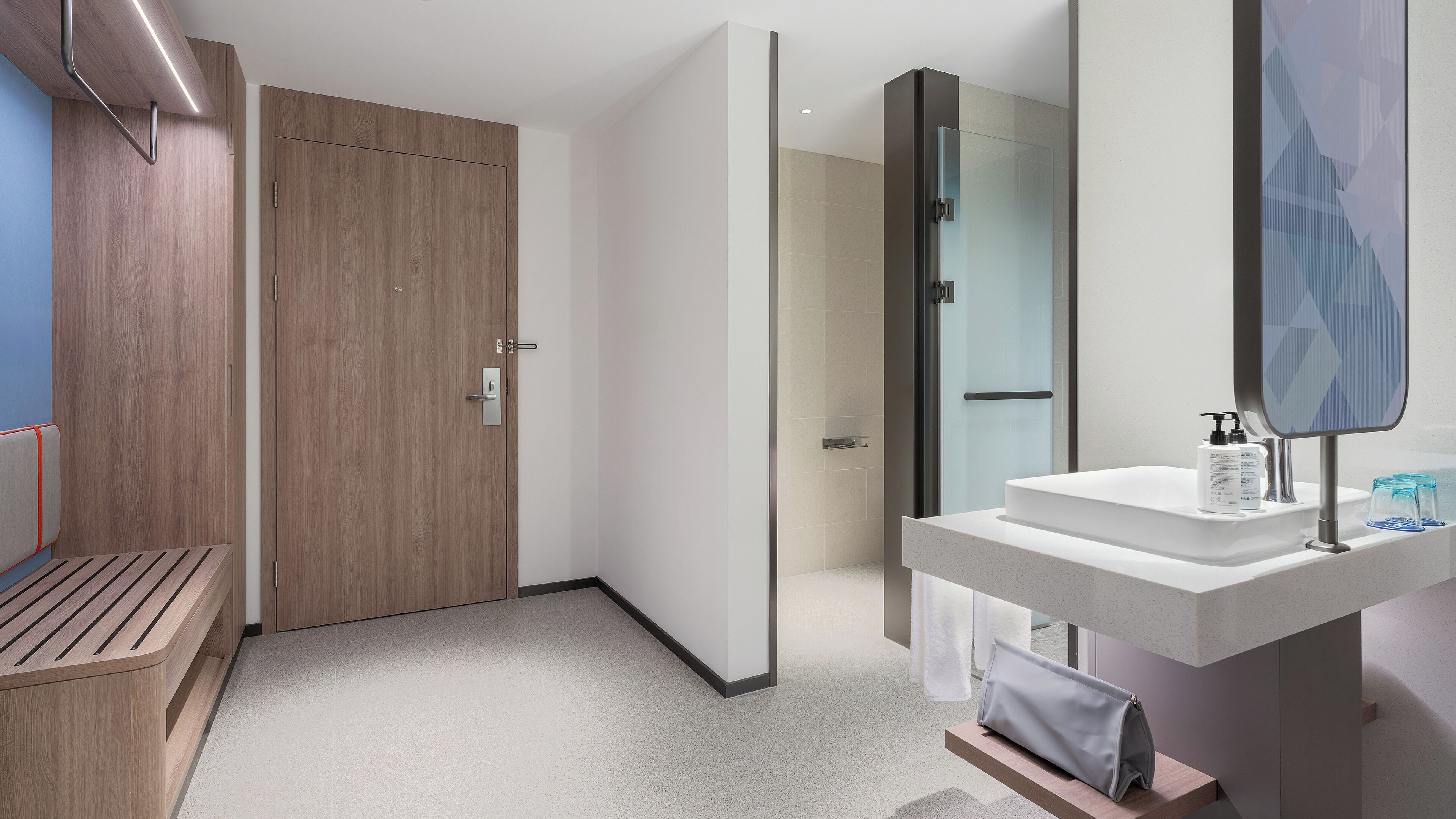 淋浴设施、免费洗浴用品、吹风机、拖鞋