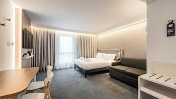 Roupas de cama premium, espaço de trabalho para notebook