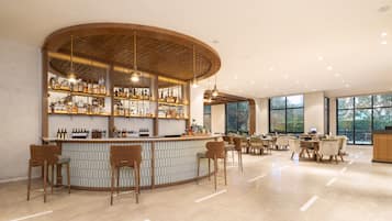 2 bars/lounges, poolside bar
