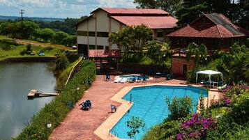 Indoor pool, 3 outdoor pools, pool umbrellas, sun loungers