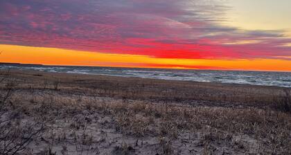 Fletchys Pictured Rocks Resort