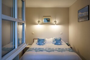 2 chambres, fer et planche à repasser, Wi-Fi gratuit