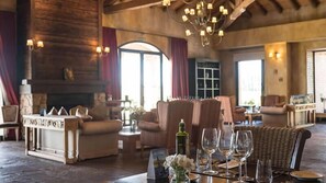 Concierge desk - Andeluna Winery Lodge (Tupungato)