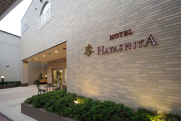 Exterior detail - Hotel Hayashiya Ishinomaki (Isinomaki)