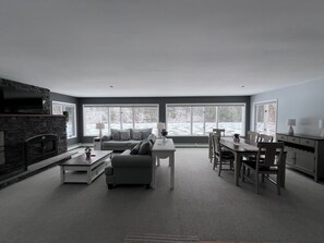 TV connectée, cheminée